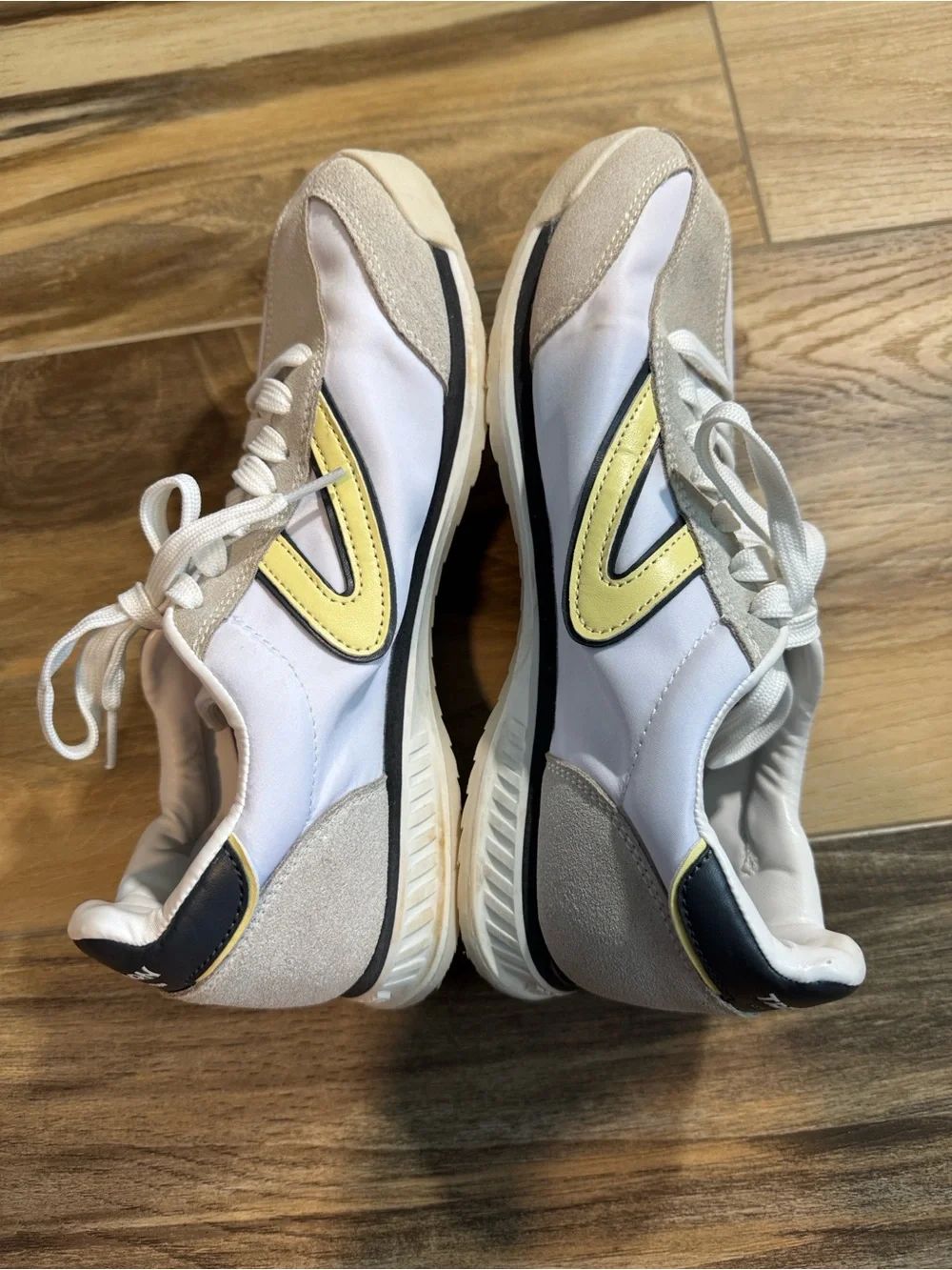 Kristine Elite Women's Tennis Shoes – Size 8.5 – Gently Used